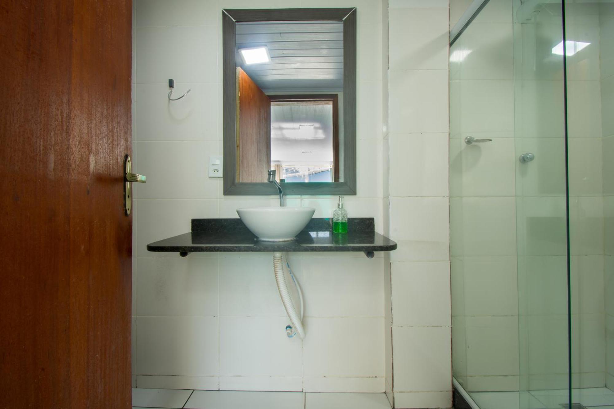Isondu Geriba Armacao dos Buzios